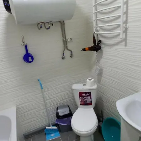 в гостьовому будинку 1-кімнатні та 2-кімнатні Apartment *
